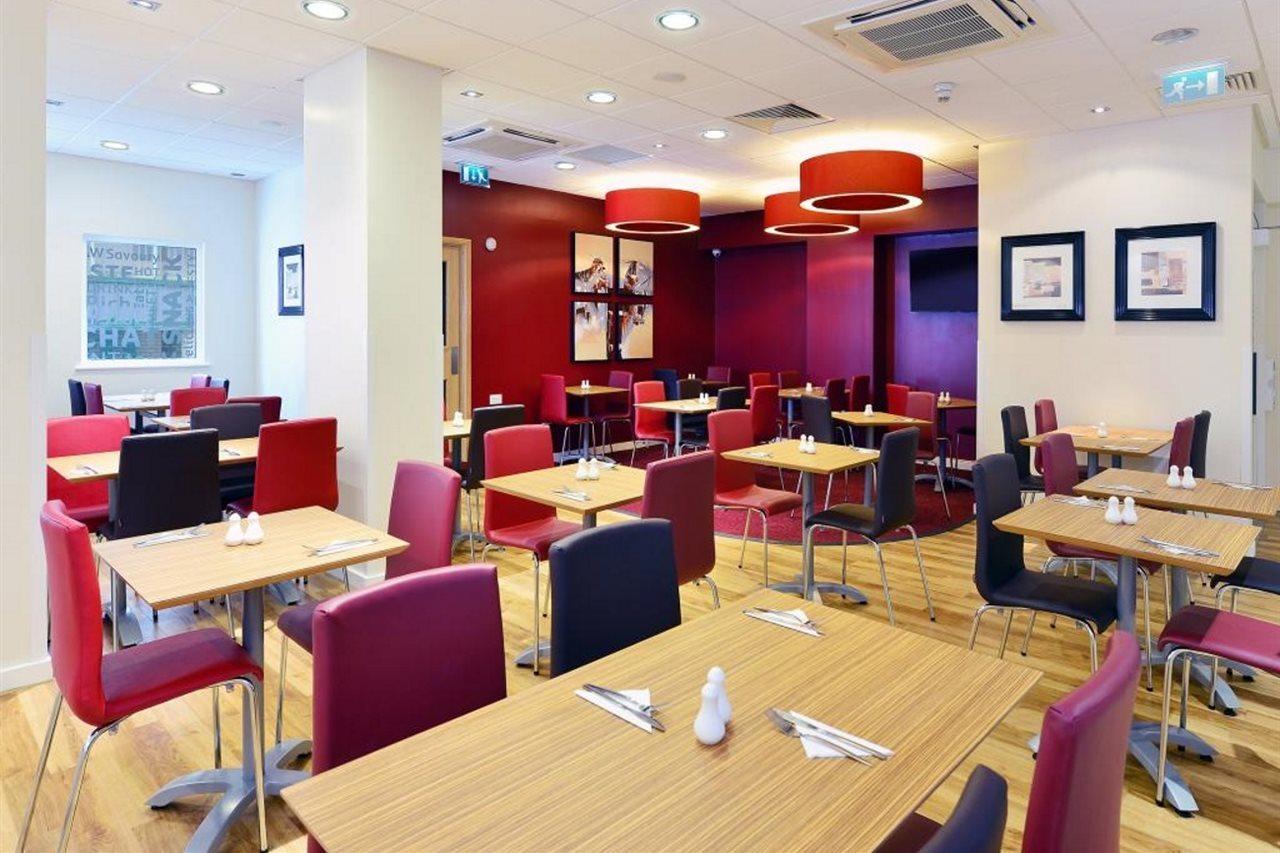 Travelodge Glasgow Queen Street Exterior foto